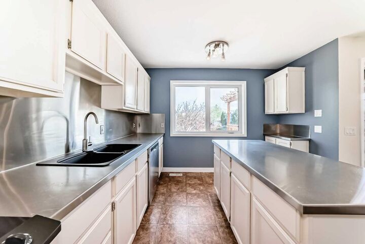 Property Photo: 26 Green Meadow Drive AB T1P 1H3