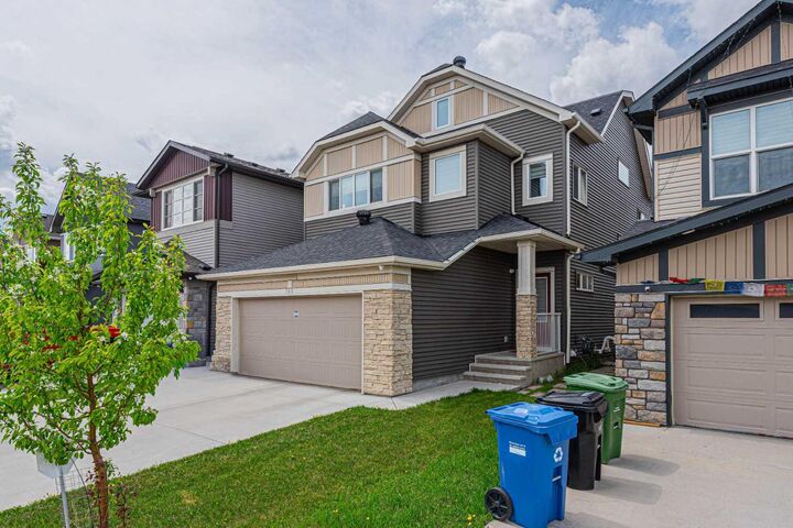 Property Photo: 148 Savanna Close NE AB T3J 0X8