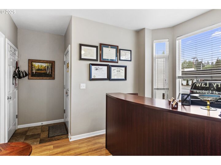 Property Photo: 2412 Main St WA 98660
