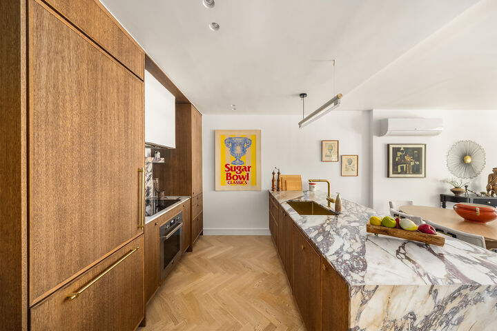 Property Photo:  851 Carroll Street 1  NY 11215 