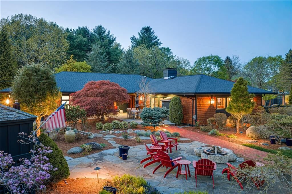 Property Photo:  77 Janice Road  RI 02886 