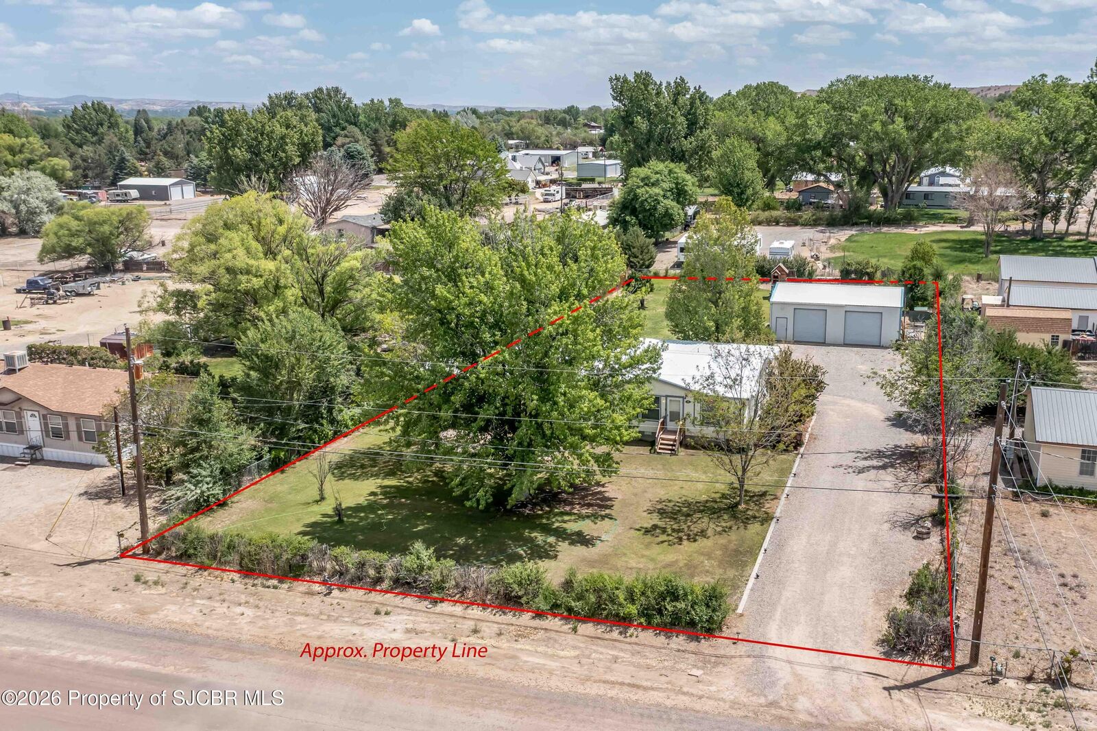 Property Photo:  26 Road 5245  NM 87413 