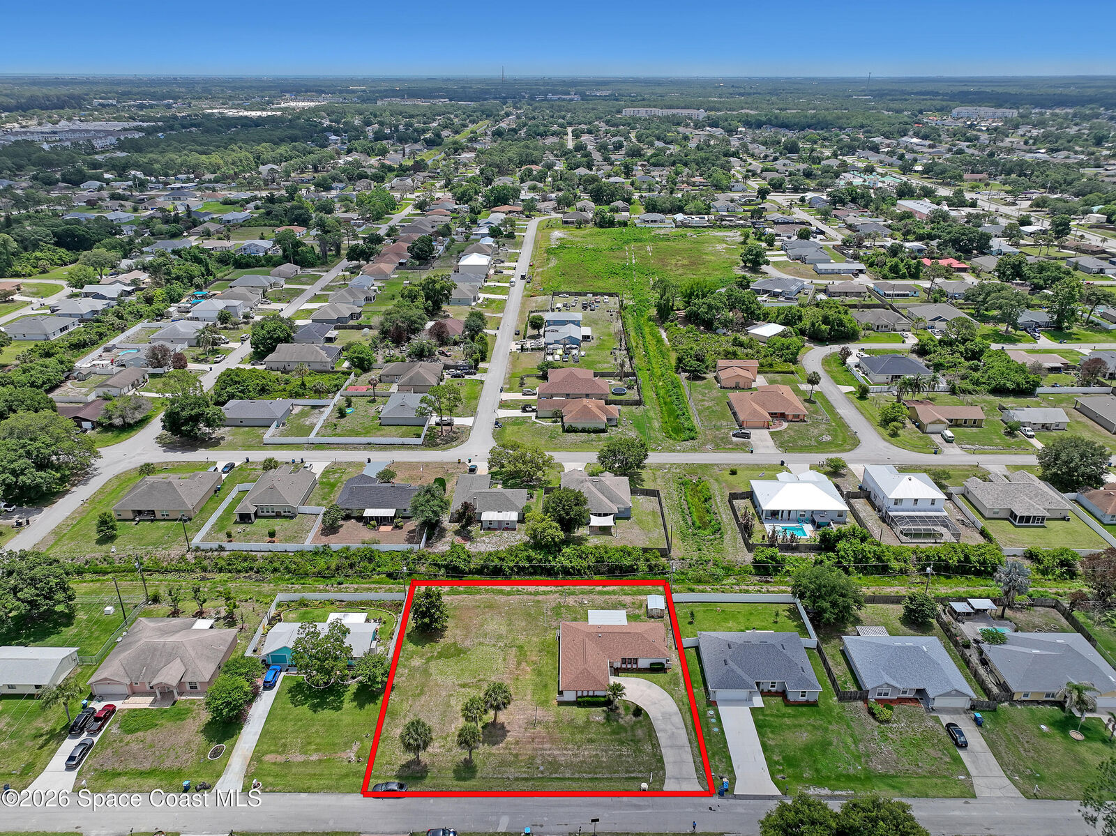 Property Photo: 431 Ellington Avenue SE FL 32909