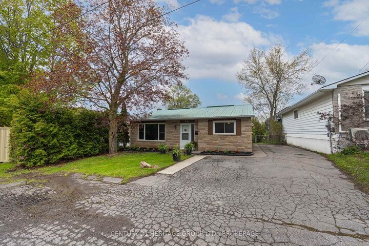 Property Photo: 36 Napier Street ON K7R 3R9