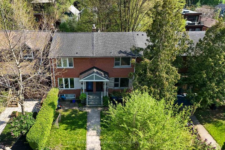 31 Ivy Avenue — photo 1