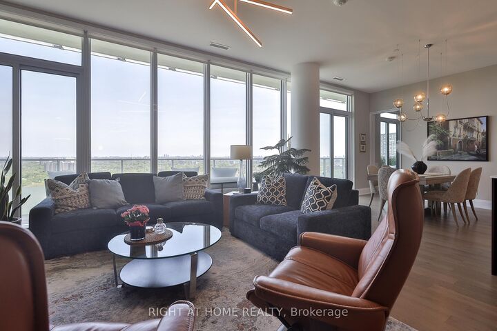 Property Photo:  20 Brin Drive 2003  ON M8X 0B2 