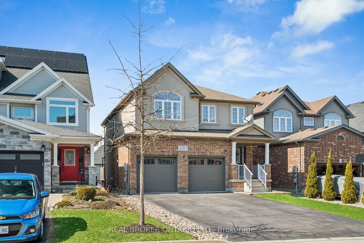 Property Photo: 132 Coker Crescent ON N0B 2K0