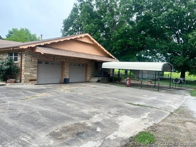 Property Photo:  603 7th Avenue  OK 74469 