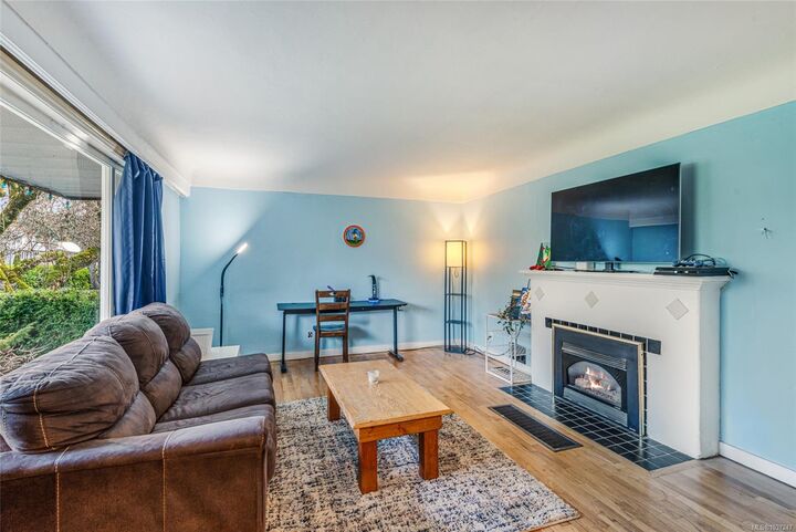 Property Photo:  2760 6th Ave  BC V9Y 2H6 