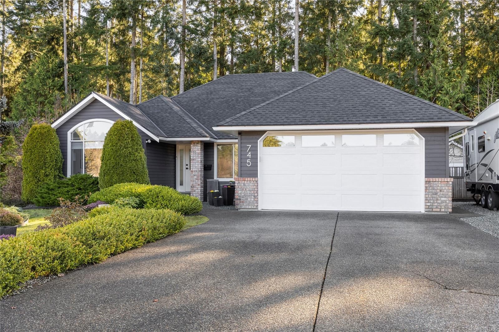 Property Photo: 745 Redwood Dr BC V9K 2J2