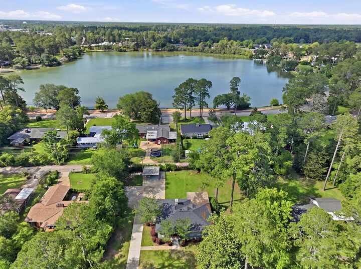 Property Photo: 1009 Summit Drive GA 31707