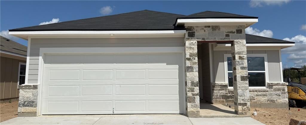 Property Photo: 5526 Harriet Street TX 77807