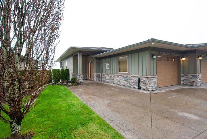 Property Photo: 51096 Falls Court 114 BC V4Z 1K7
