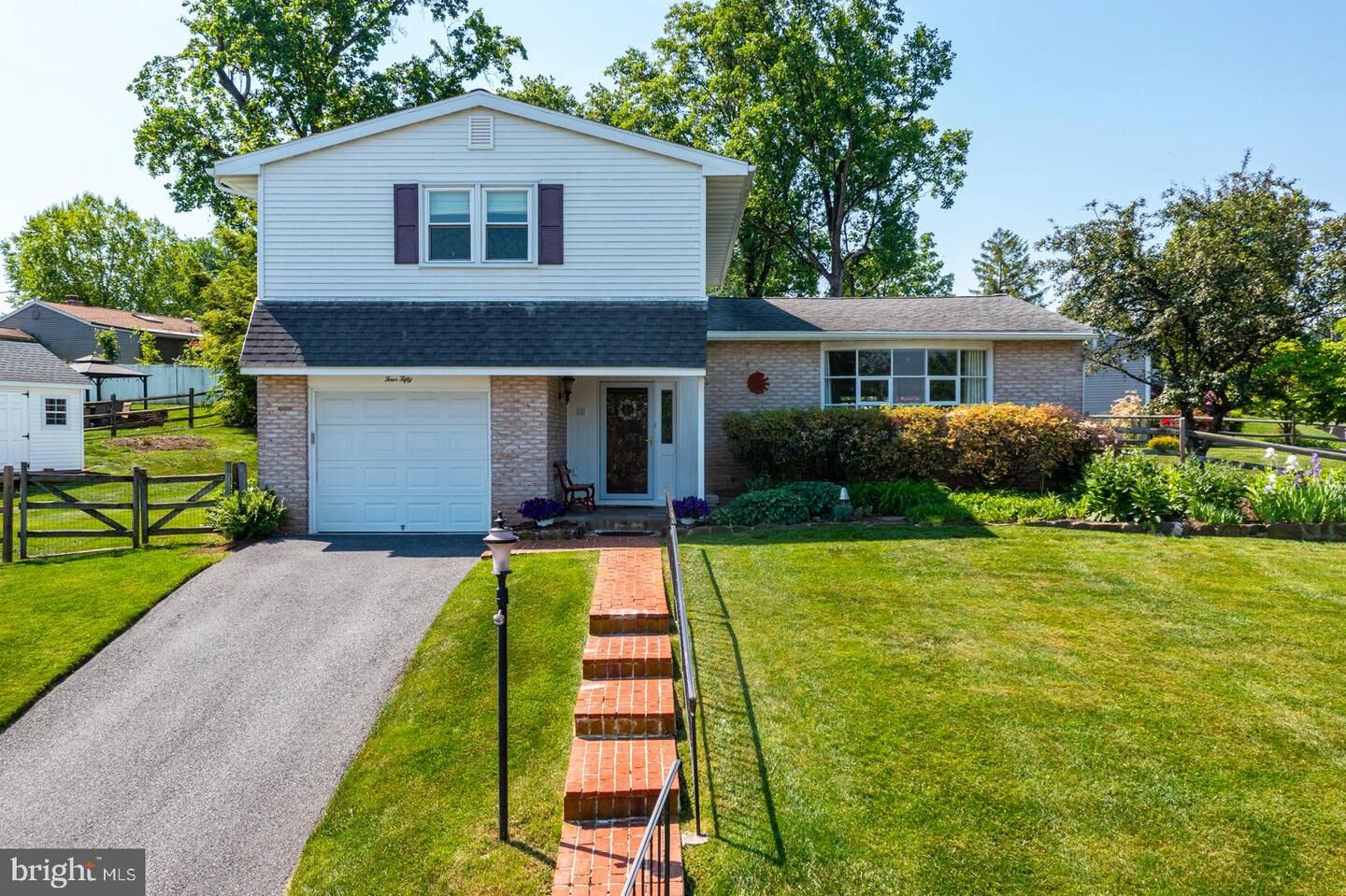 Property Photo:  450 Silver Brook Drive  PA 19508 