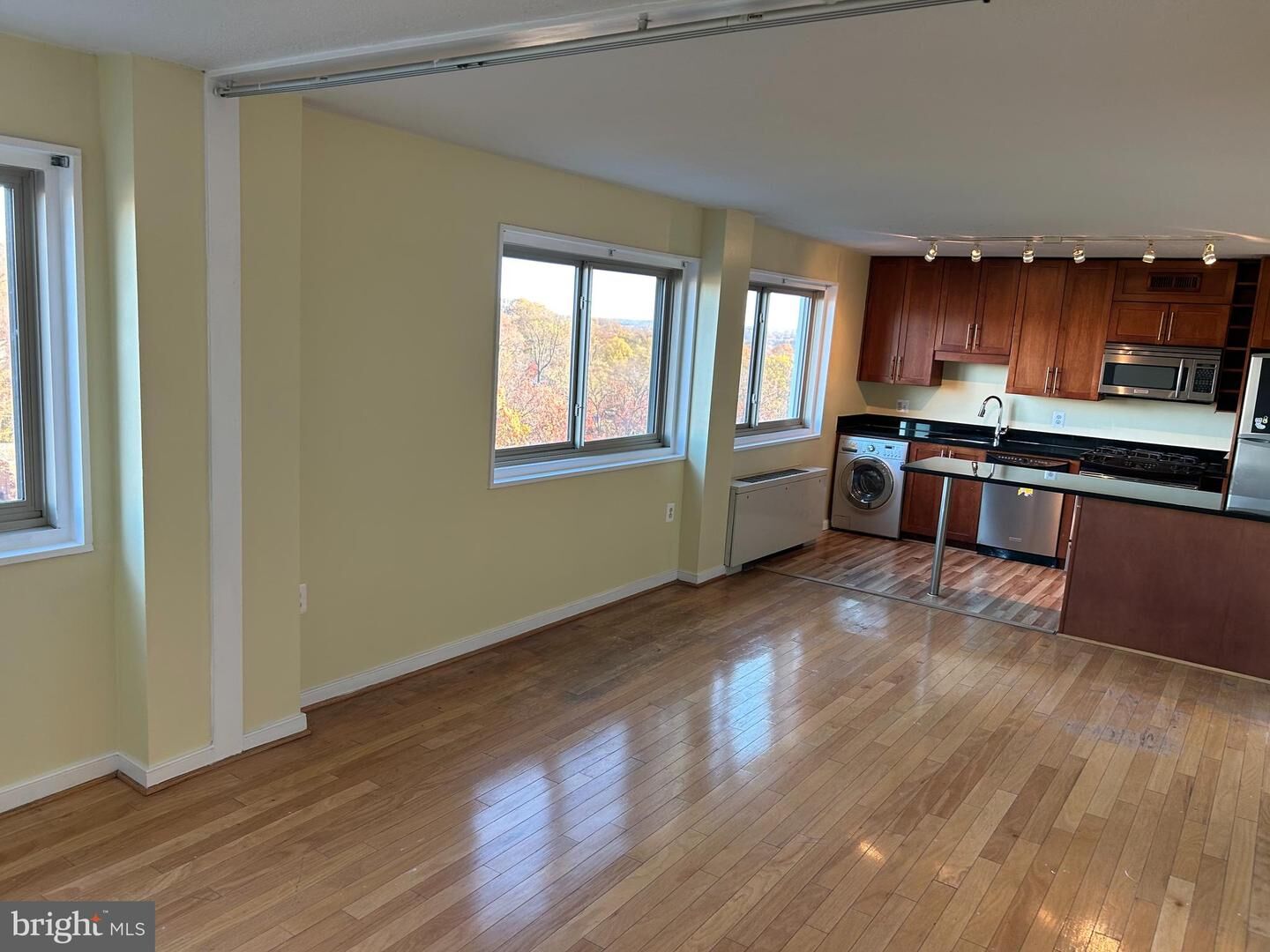 Property Photo: 7333 New Hampshire Avenue 1107-N MD 20912