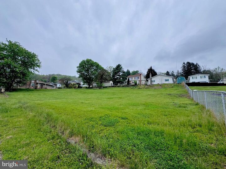 Property Photo:  211 Spruce Street  MD 21562 