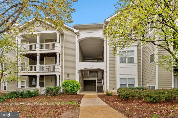 Property Photo:  1708 Lake Shore Crest Drive 24  VA 20190 