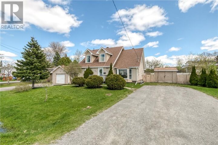 Property Photo: 170 Darby Street ON P3B 3V1