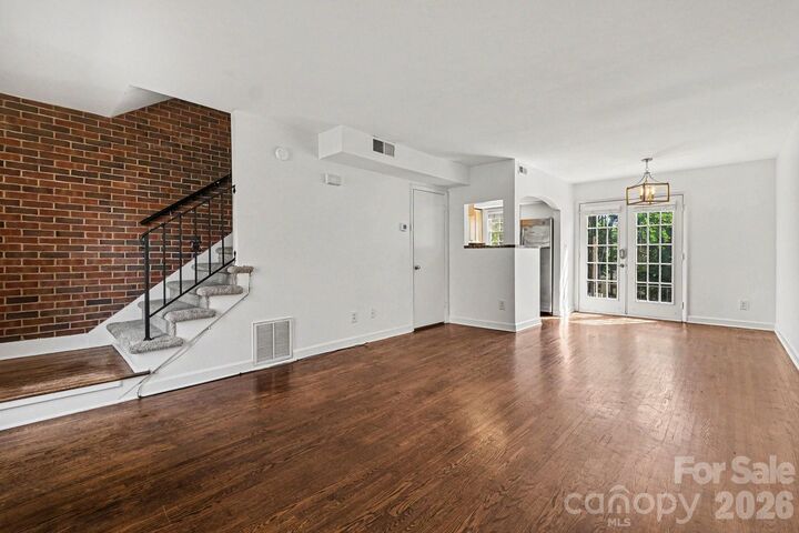 Property Photo:  4329 Hathaway Street B  NC 28211 