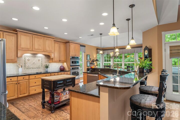 Property Photo:  483 Cross Creek Drive 26  NC 28752 