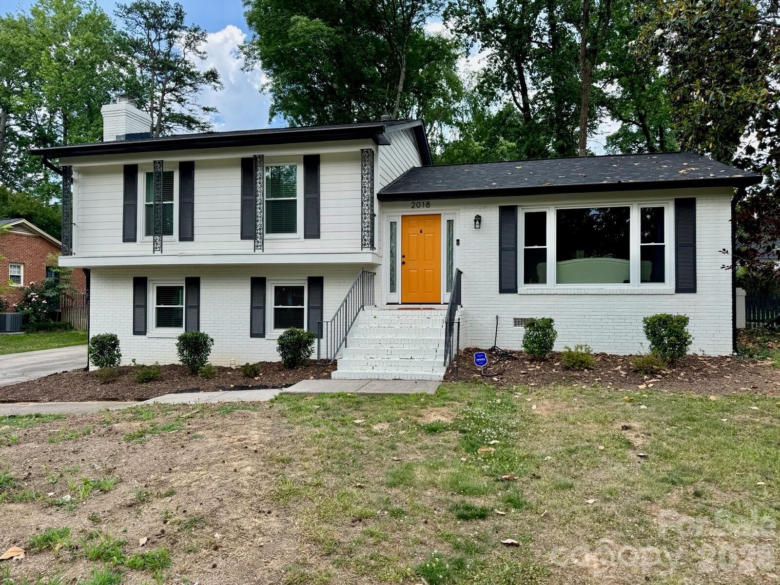 Property Photo: 2018 Knell Drive NC 28212