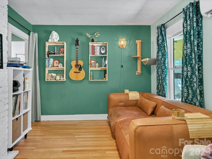 Property Photo:  24 Chatham Road  NC 28804 