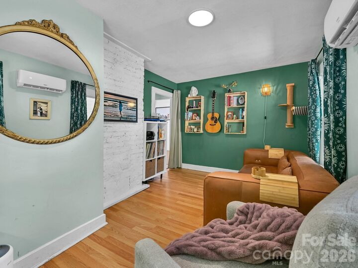 Property Photo:  24 Chatham Road  NC 28804 