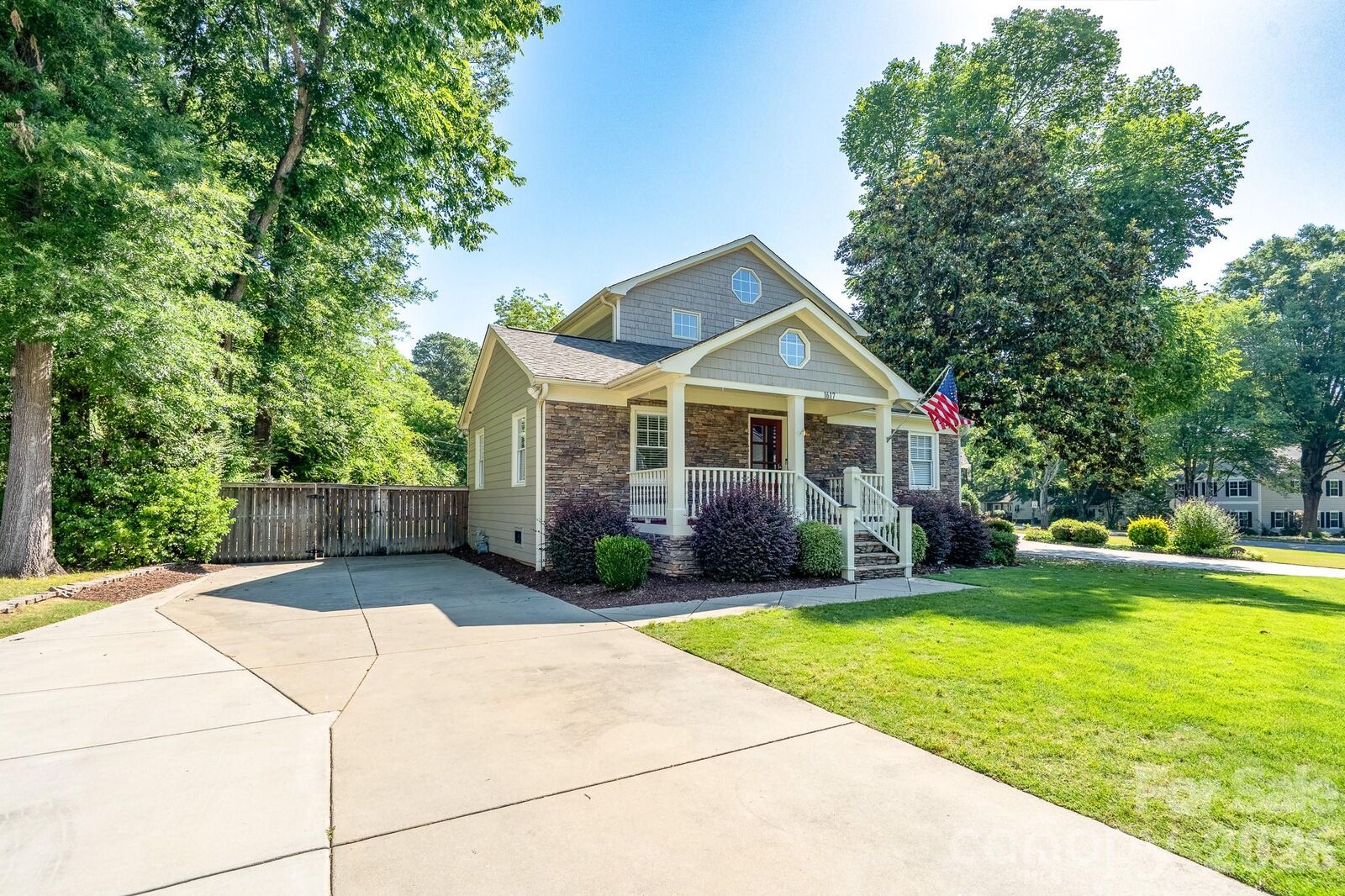 Property Photo:  1617 Brook Road  NC 28205 