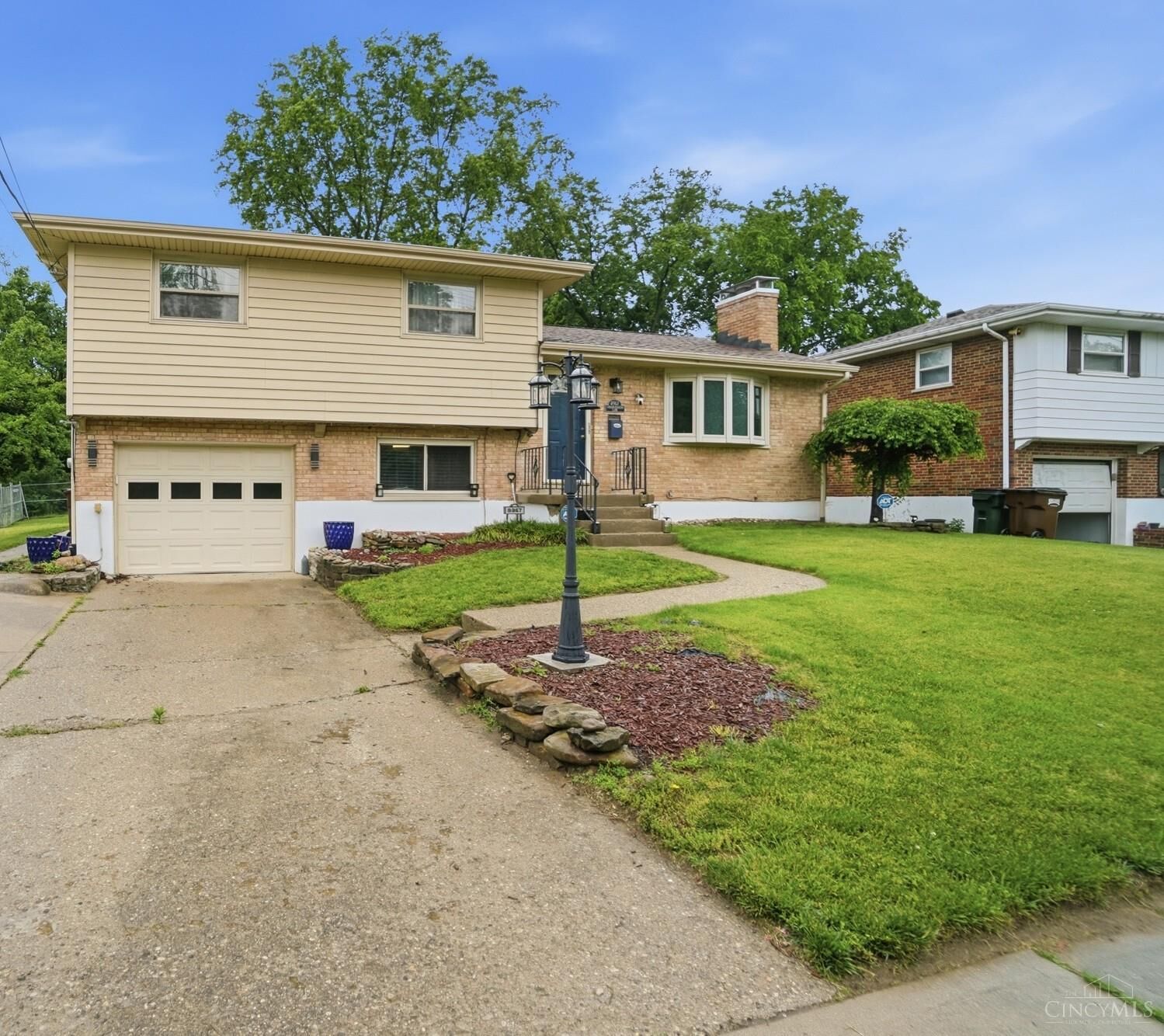Property Photo: 8967 Cherry Blossom Lane OH 45231