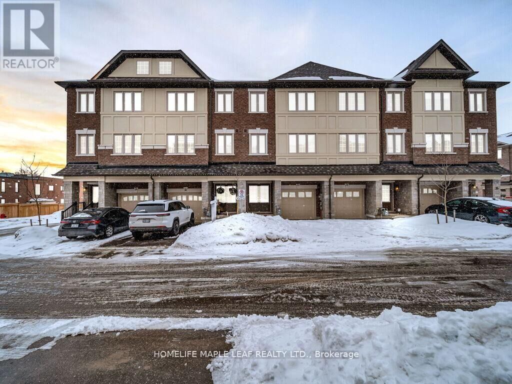 Property Photo:  68 First Street 33  ON L9W 2E4 