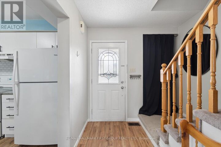 Property Photo: 95 Vail Meadows Crescent ON L1C 4T3