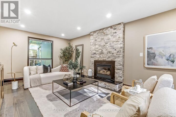 Property Photo:  260 Chesham Avenue  ON N6G 3V3 