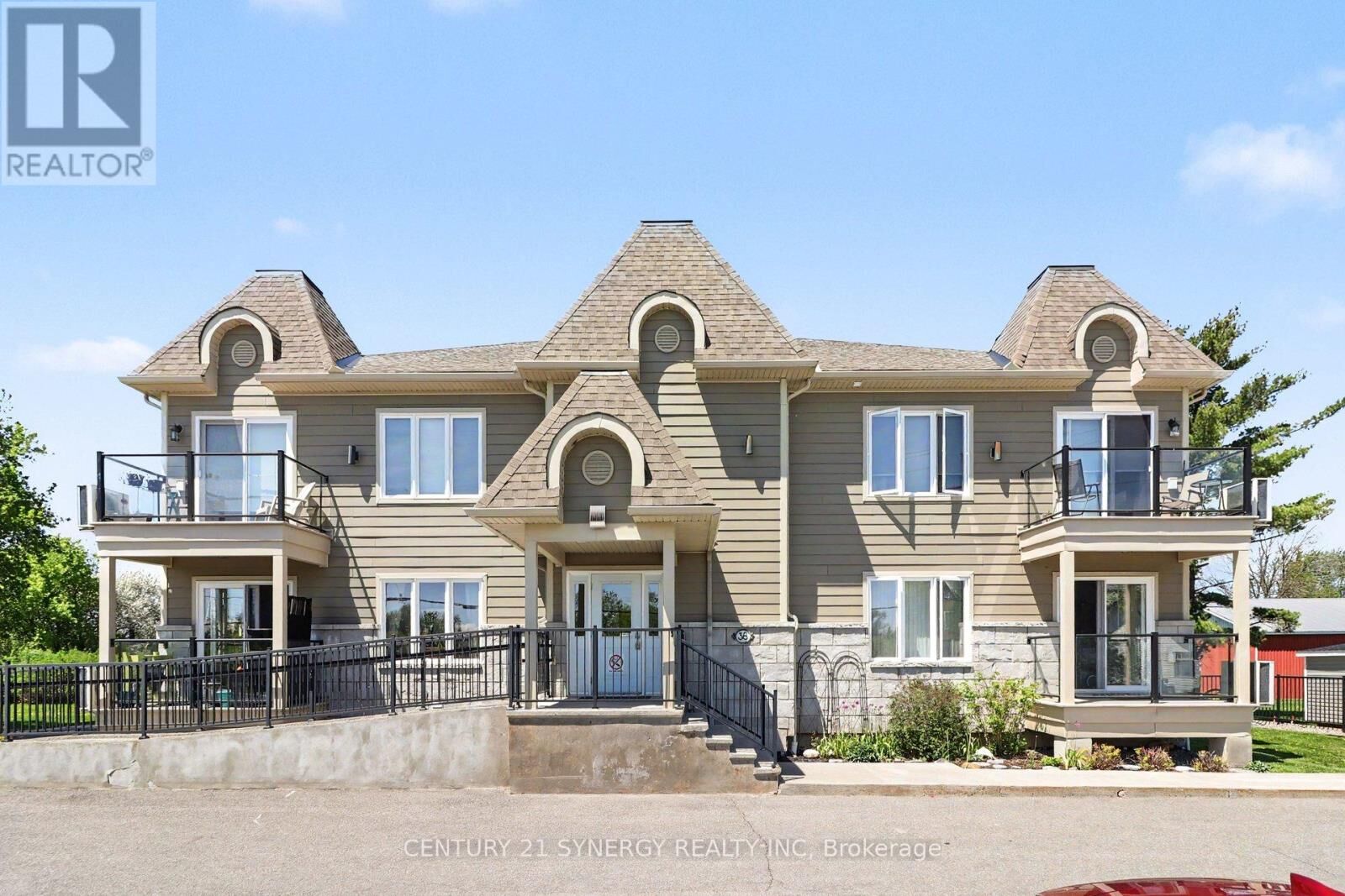 Property Photo:  38 Charles Street 206  ON K0A 1R0 