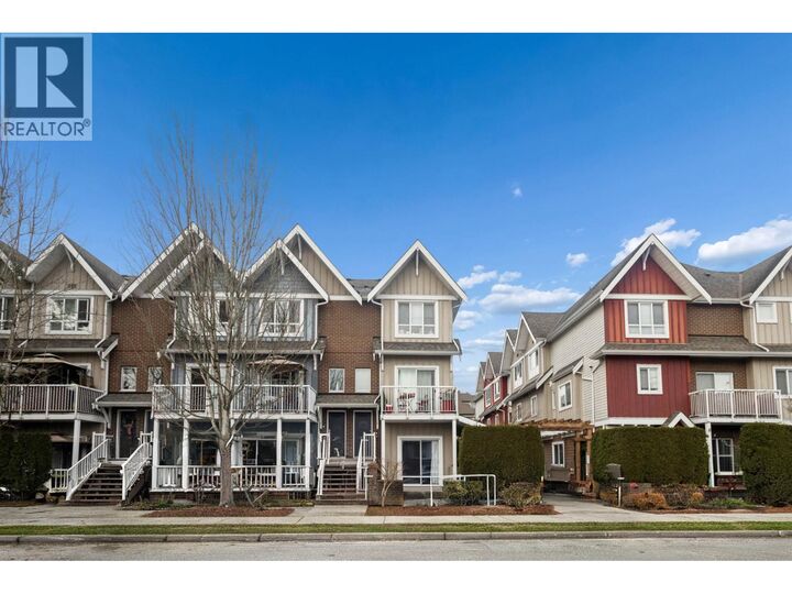 Property Photo:  1661 Fraser Avenue 201  BC V3B 0B6 