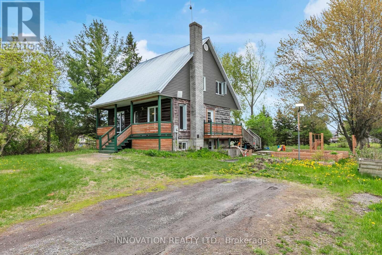 Property Photo:  2911 Chartrand Street  ON K0B 1J0 