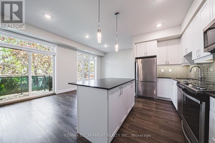 Property Photo:  2061 Prospect Street 209  ON L7R 1Z2 
