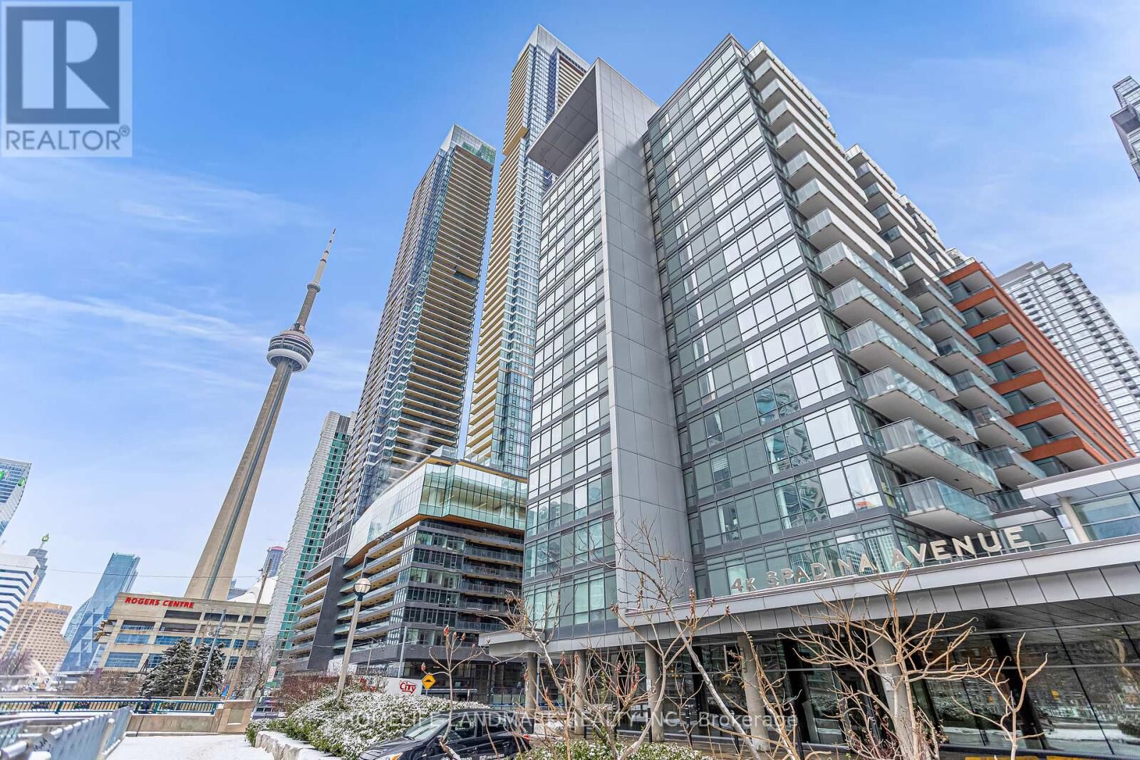 Property Photo: 4K Spadina Avenue #811 ON M5V 3Y9