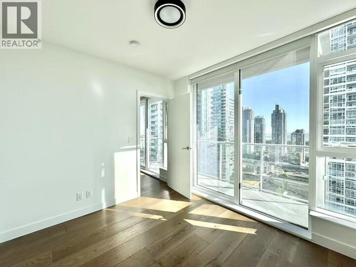 Property Photo: 6000 McKay Avenue 2602 BC V5H 0K2