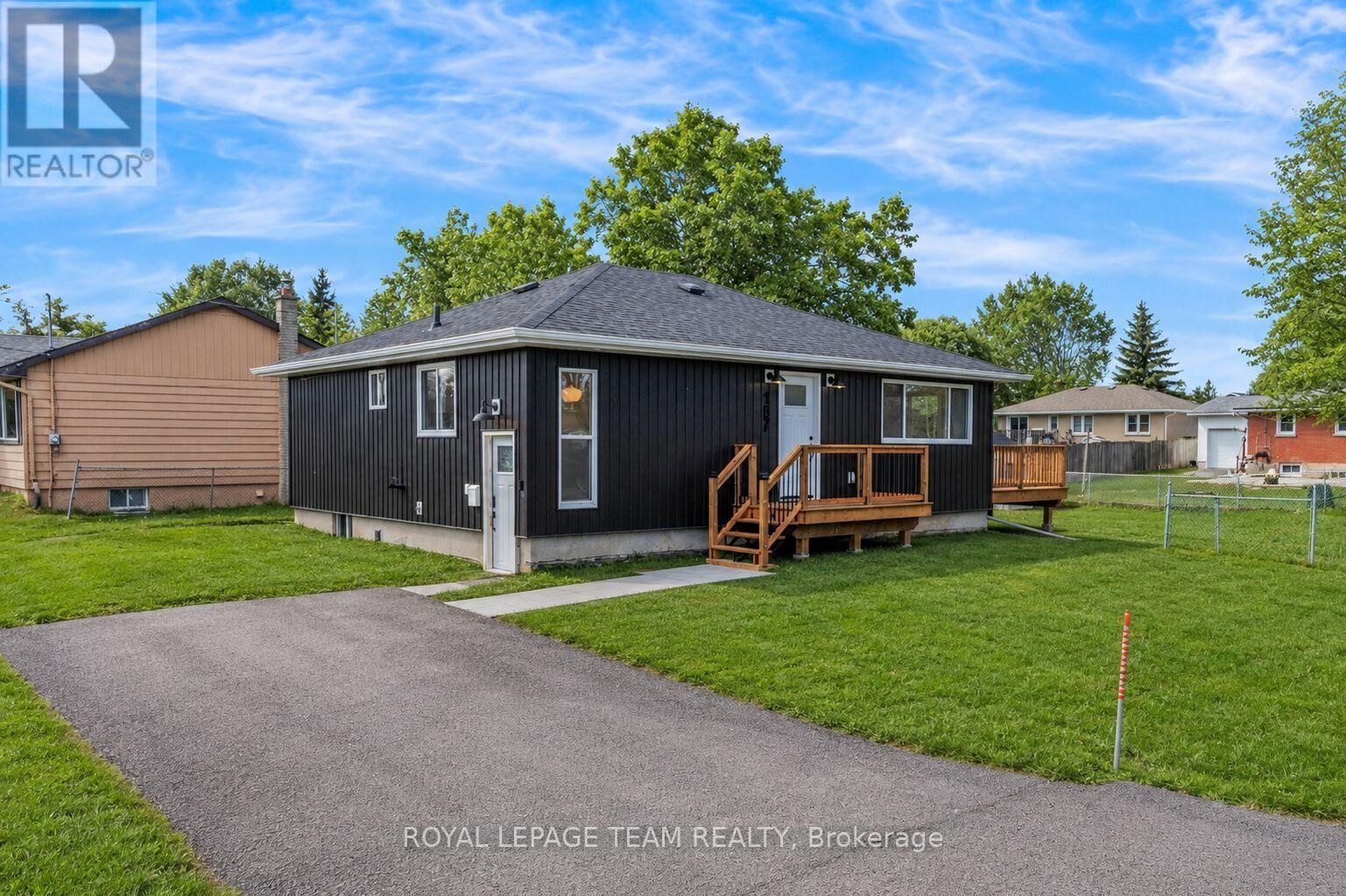 Property Photo:  187 Lakeview Avenue  ON K7M 3V2 