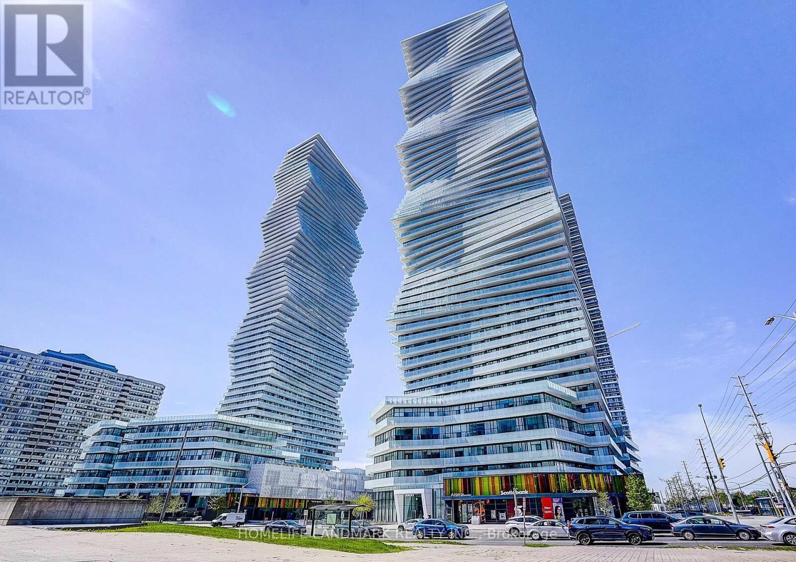 Property Photo:  3900 Confederation Parkway 3710  ON L5B 0M3 
