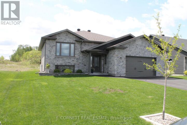 Property Photo:  2140 Burke Avenue East  ON K6H 5B4 