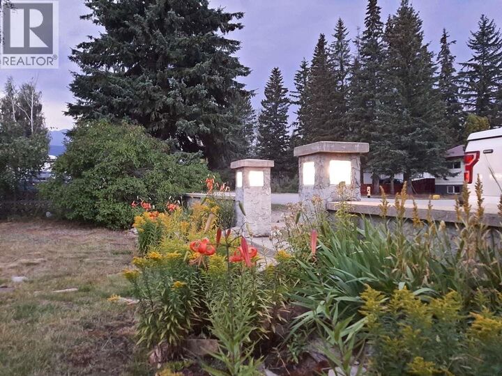 Property Photo:  1323 7th Avenue  BC V0E 2Z0 