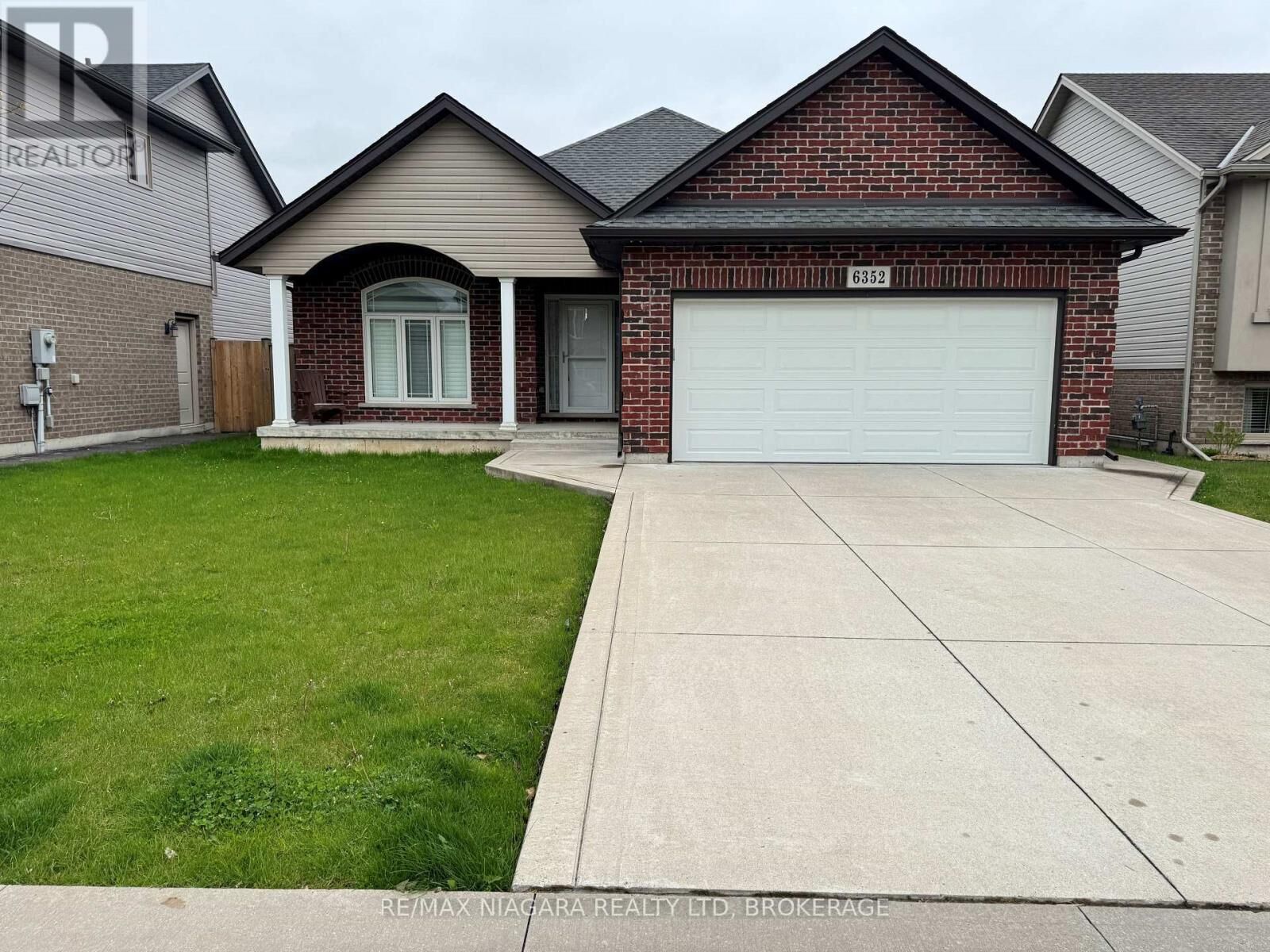 Property Photo: 6352 Sam Lorfida Drive ON L2G 5Z3