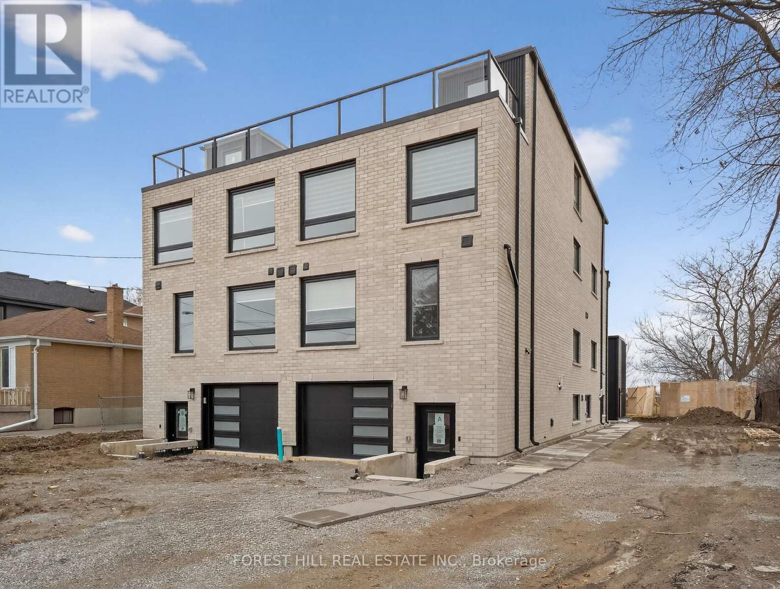 Property Photo: 1 Dunsmore Garden D ON M3H 3M1
