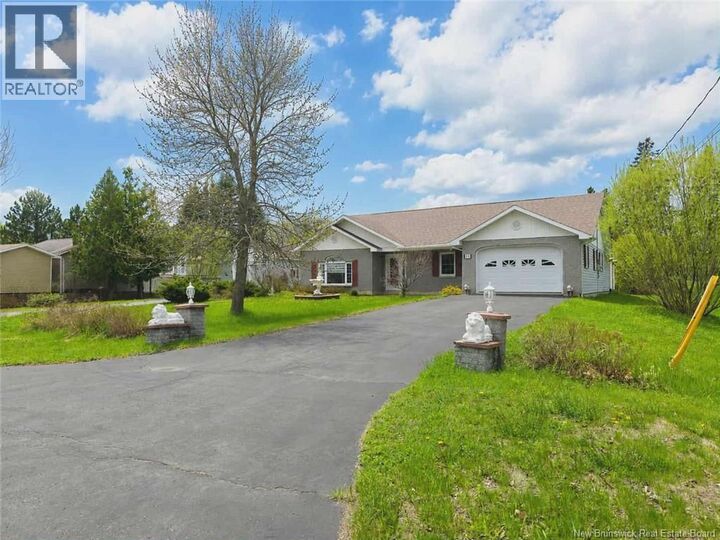 Property Photo: 11 Rue Des Cedres NB E8K 3T8