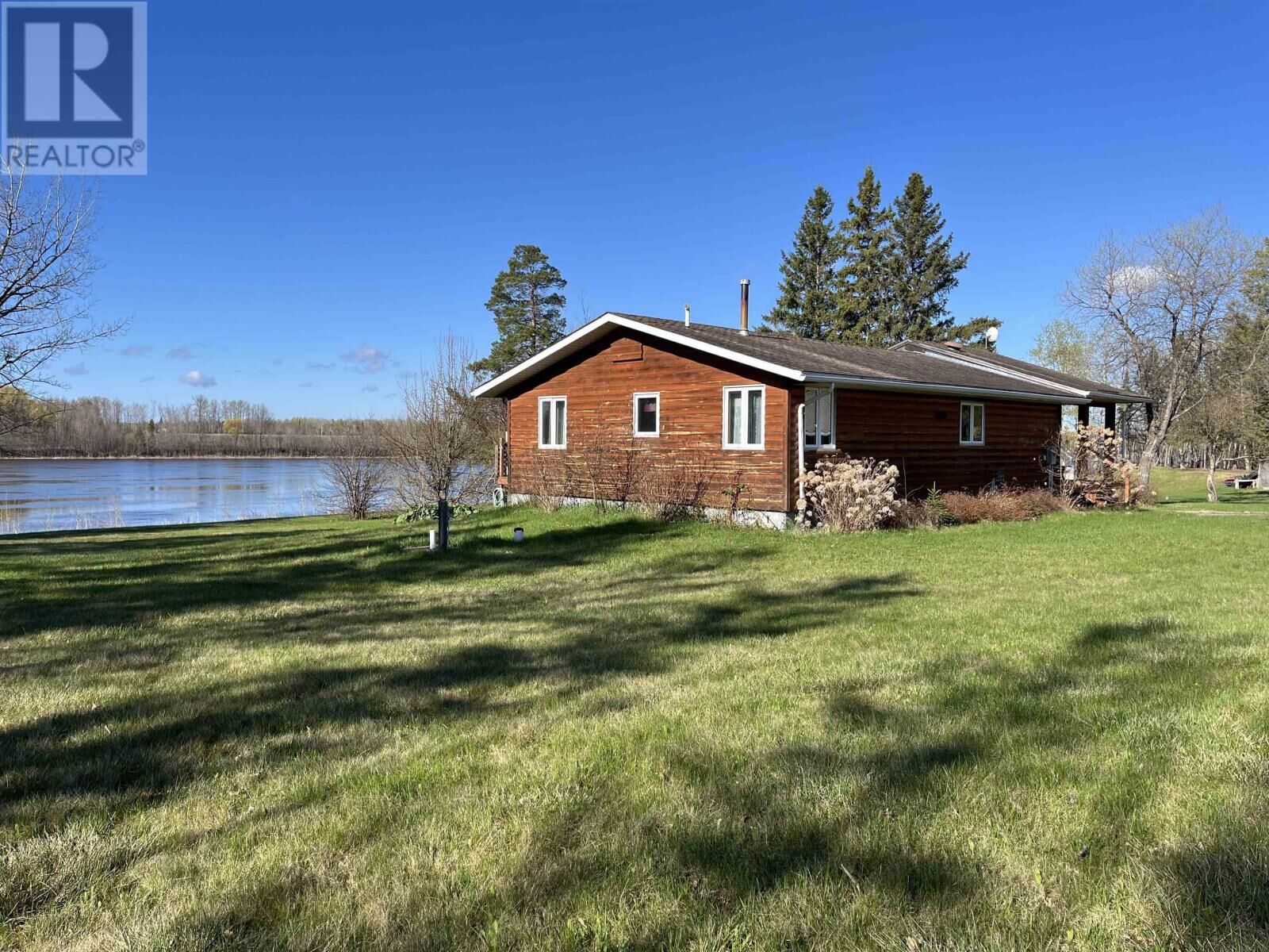 Property Photo:  908 Hwy 11  ON P0W 1K0 