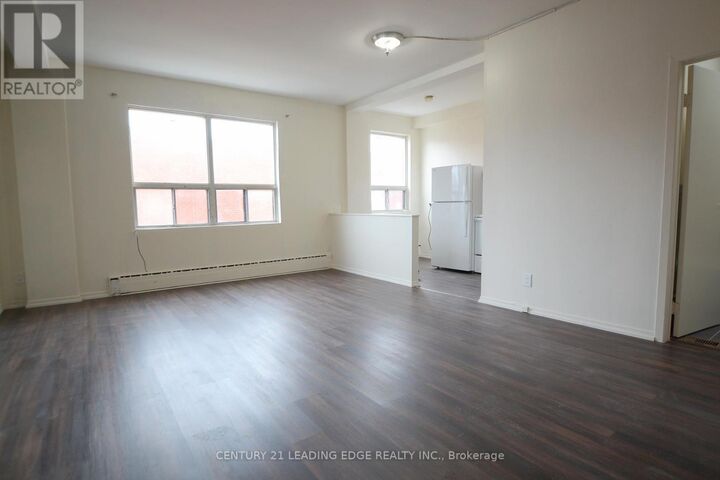 Property Photo:  1359 Wilson Avenue 1  ON M3M 1H7 