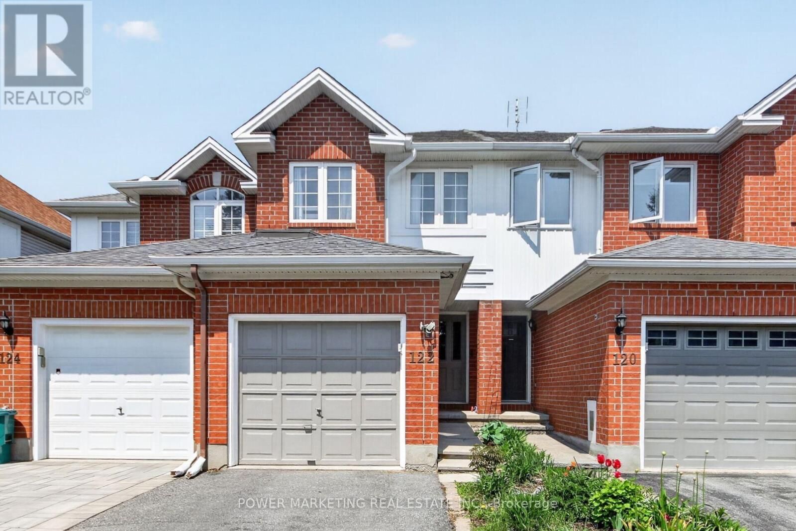 Property Photo:  122 Scout Street  ON K2C 4E2 