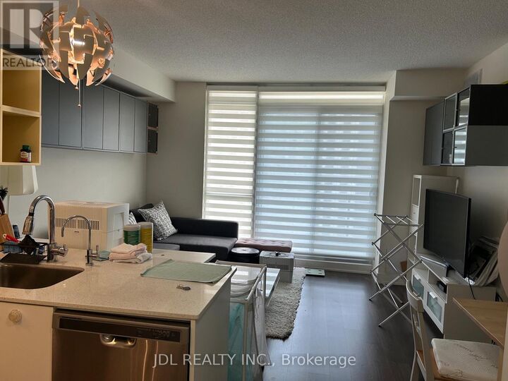 Property Photo:  30 Roehampton Avenue 2309  ON M4P 0B9 