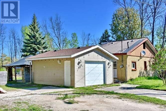 Property Photo:  21 Braeside Street  ON L9Y 0X2 